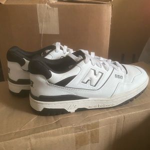 NEW BALANCE 550 CASUAL SNEAKER SHOES MENS 7.5 WOMENS 9 OREO PANDA BLACK WHITE